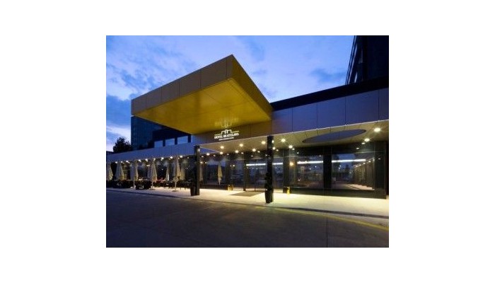 Hotel Bratislava poza 2