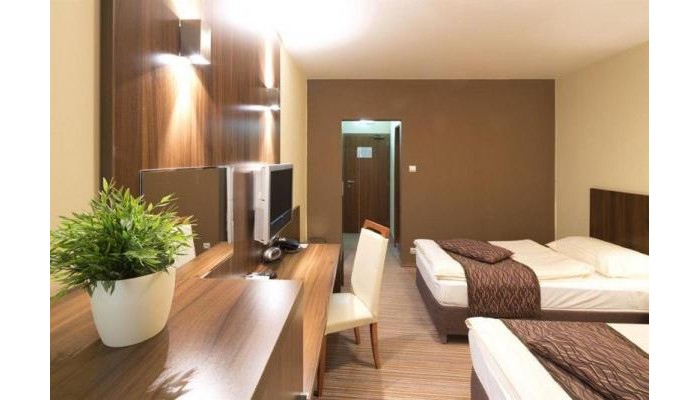 Hotel Bratislava poza 8