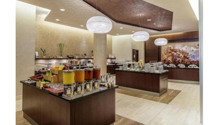 Hotel Doubletree By Hilton Bratislava poza 1